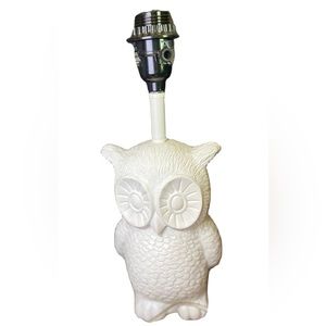 Owl table lamp